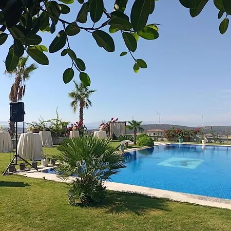 Efe Delux Ovacik'ta Luex * Cesme
