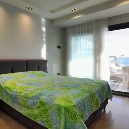 Efe Delux Ovacik'ta Luex * Cesme