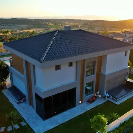 Efe Delux Ovacik'ta Luex Villa Cesme
